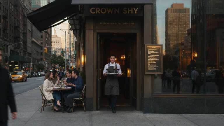 Crown Shy – Best for Modern Downtown Dining